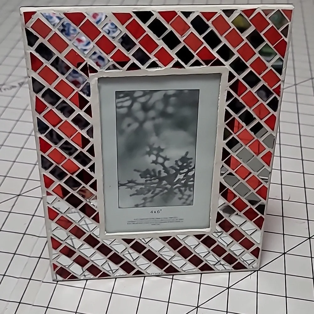 Mirror/Red Glass Frame -‎ 4